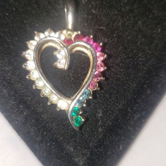 Heart shaped pendant - Picture 1 of 1